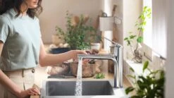 Hansgrohe Zesis M33 - Grifo De Fregadero 150, Con Ducha Extraíble, SBox Lite, Cromo 74803000 -Blanco 51edbd930154315b780788e6