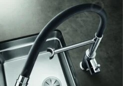 Blanco Catris S - Grifo De Fregadero Con Brazo Flexible Y Ducha, Negro/acero Inoxidable 525792 -Blanco b2d0da074918239e87cfaab0